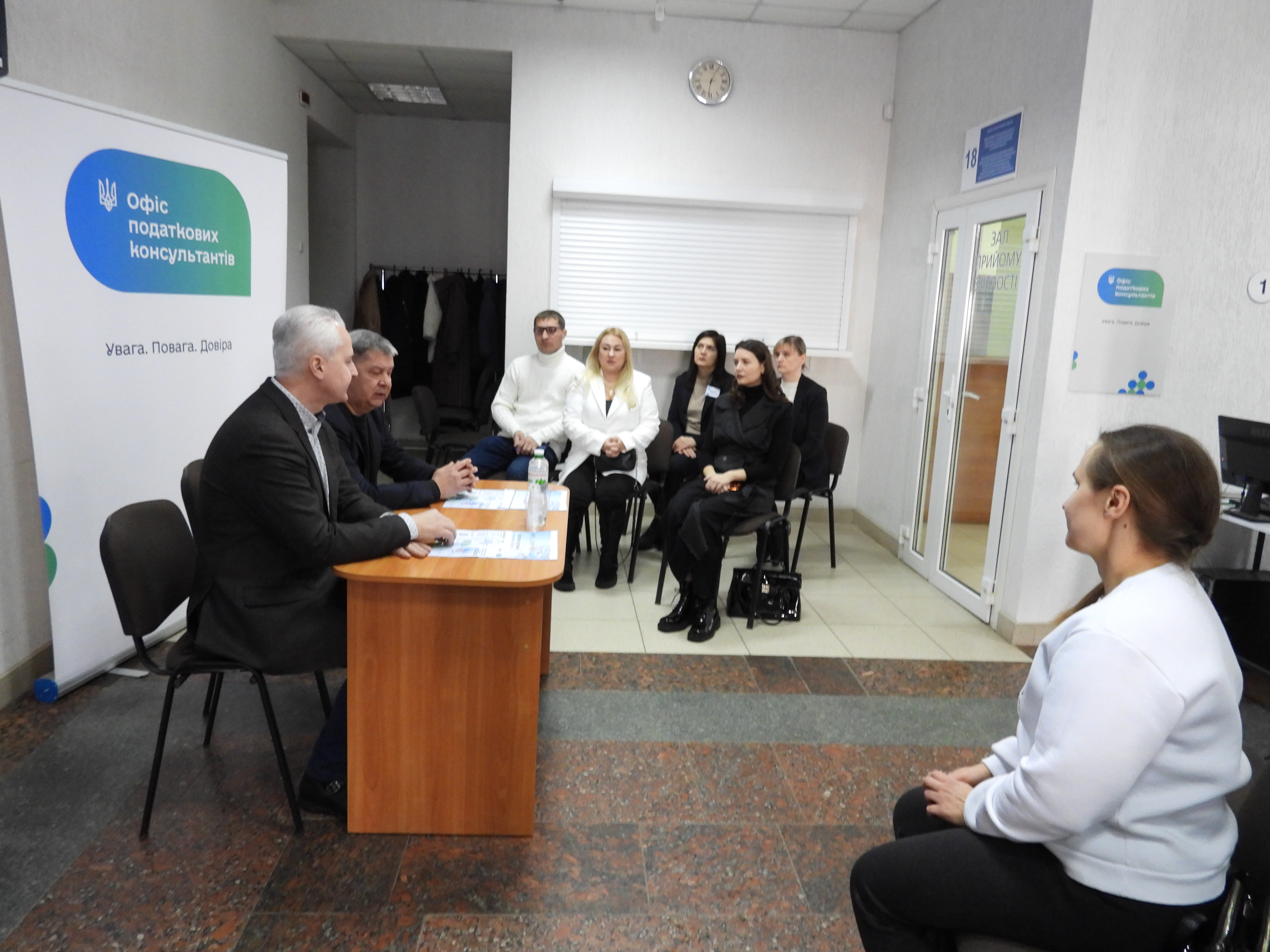      В Офісі податкових консультантів Головного управління ДПС у Кіровоградській області презентували новий сервіс. Фото № 4/3