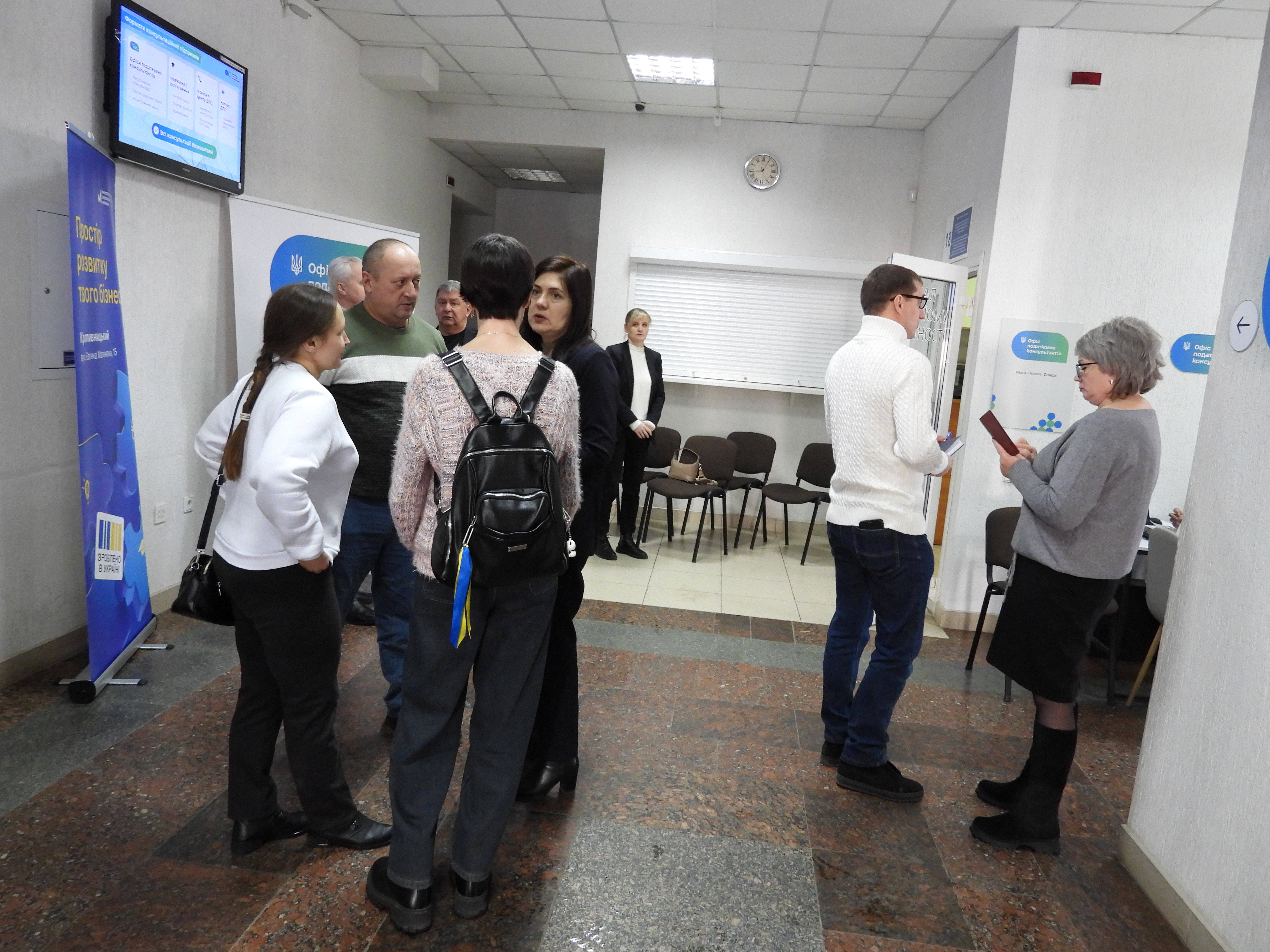      В Офісі податкових консультантів Головного управління ДПС у Кіровоградській області презентували новий сервіс. Фото № 5/4