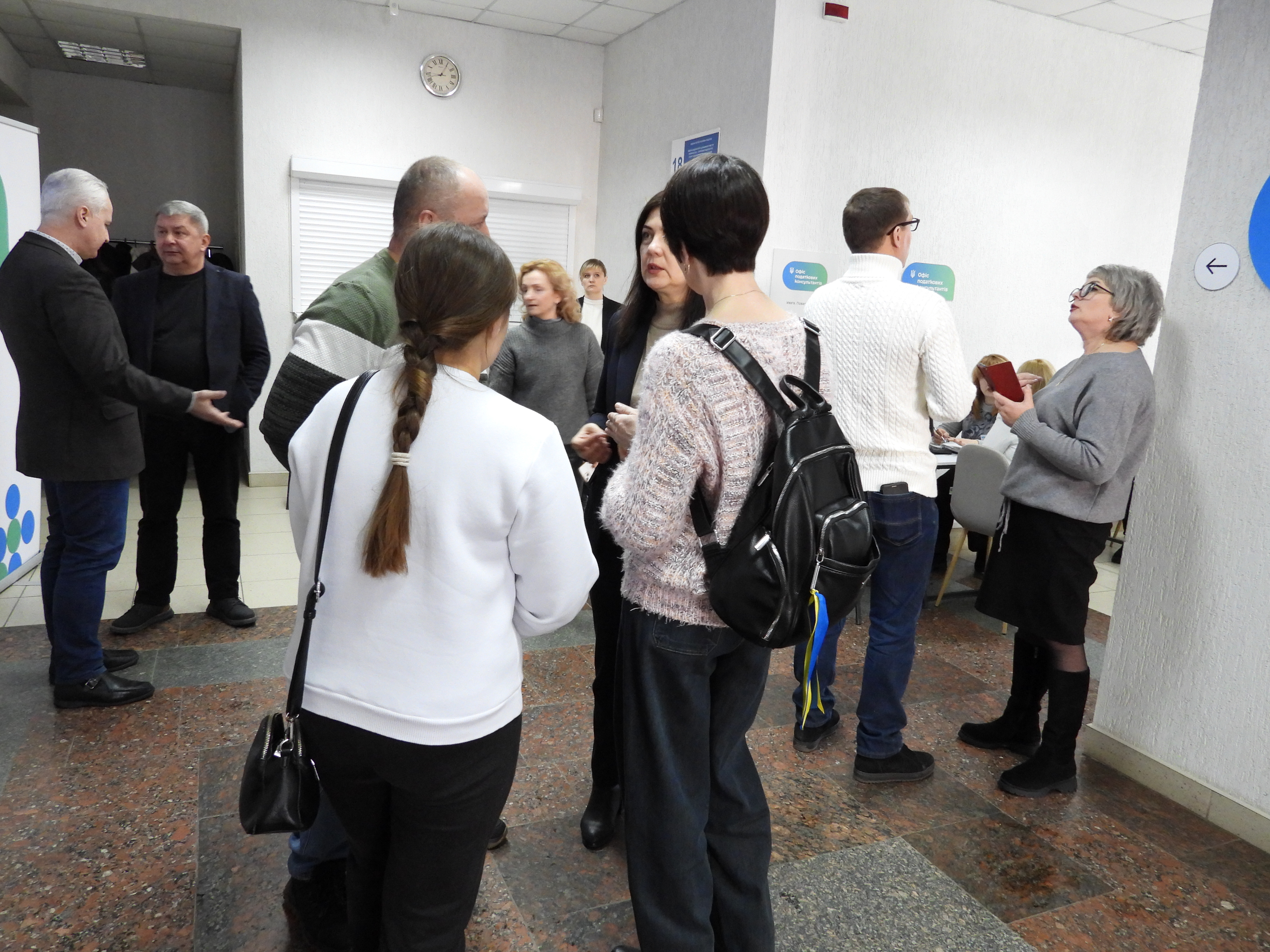      В Офісі податкових консультантів Головного управління ДПС у Кіровоградській області презентували новий сервіс. Фото № 8/7