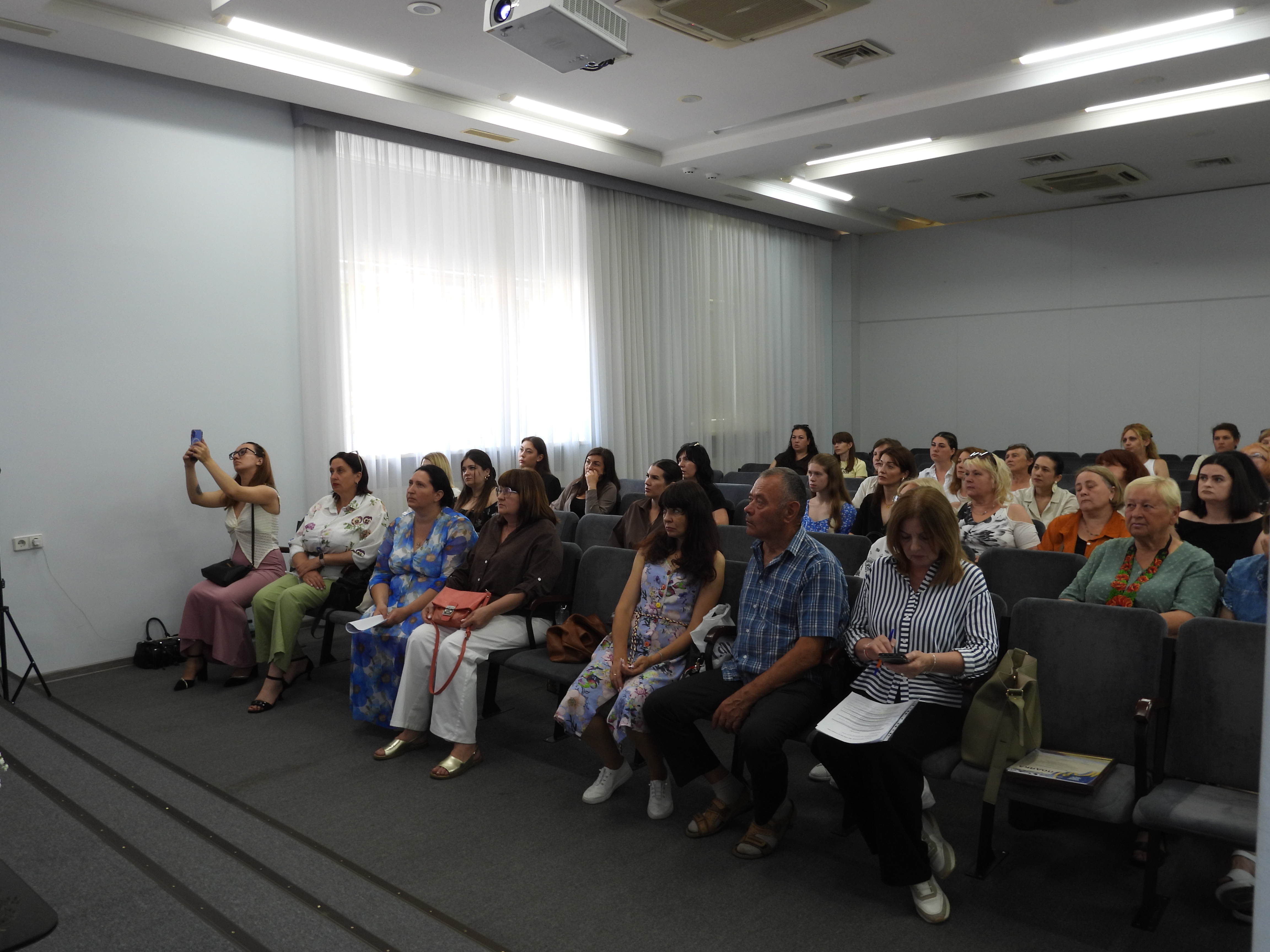 У Кіровоградської регіональної ТПП відбулася зустріч майстрів декоративно-ужиткового мистецтва «CraftStart:  від майстра до підприємця. Фото № 4/3
